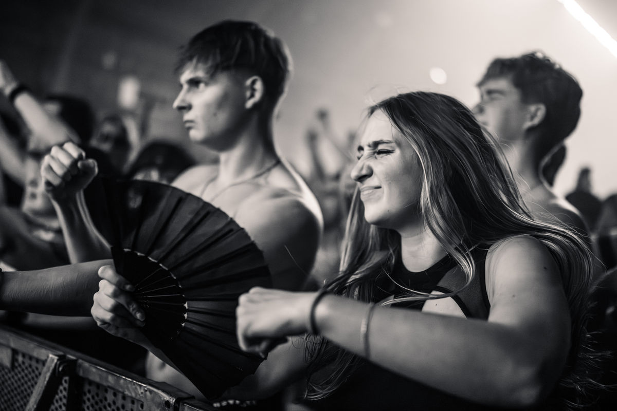 Loading... just a sec